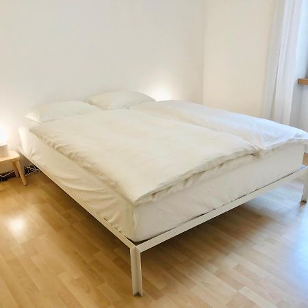 Centrally Located Apartment In Poschiavo Buitenkant foto