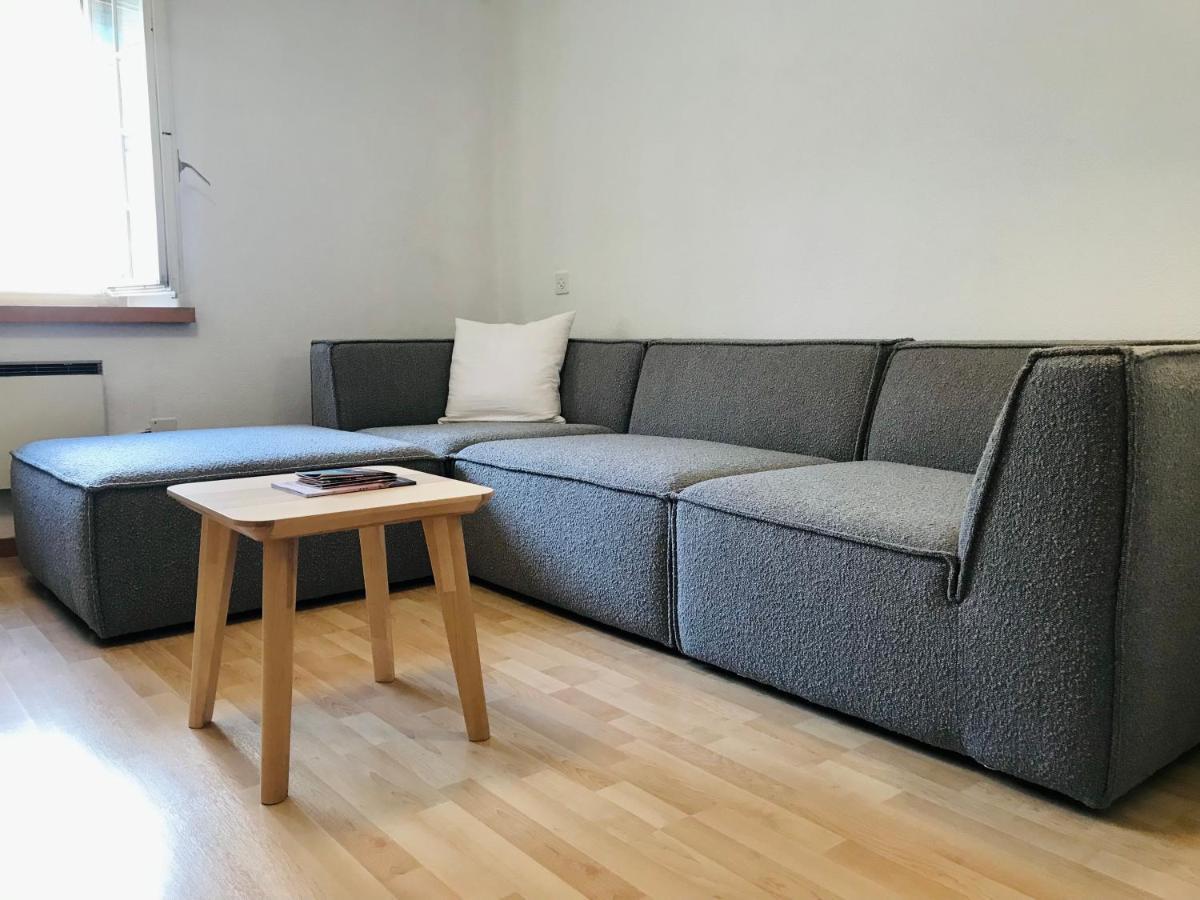 Centrally Located Apartment In Poschiavo Buitenkant foto